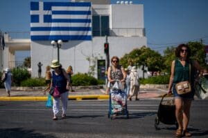 sfaturi-de-calatorie-pentru-turistii-care-viziteaza-grecia
