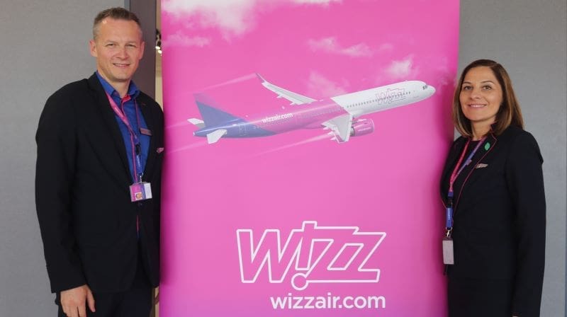 din-mures,-spre-lumea-intreaga:-doua-povesti-din-echipa-wizz-air