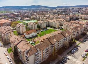 ajutor-de-minimis-pentru-firme-aflate-in-blocuri-reabilitate-termic,-la-sfantu-gheorghe