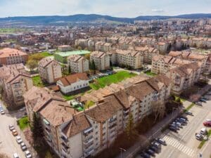 autoritatile-din-sf.-gheorghe-ofera-ajutor-firmelor-cu-sediul-in-blocurile-de-locuinte-reabilitate-termic