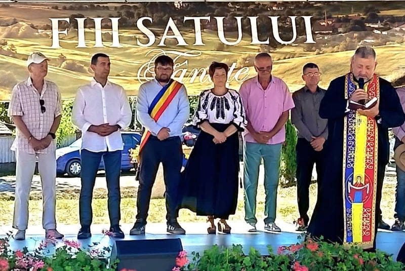 ”fiii-satului”,-la-fanate