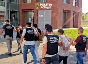 trei-frati-condamnati,-prinsi-in-italia-cu-concursul-politistilor-brasoveni