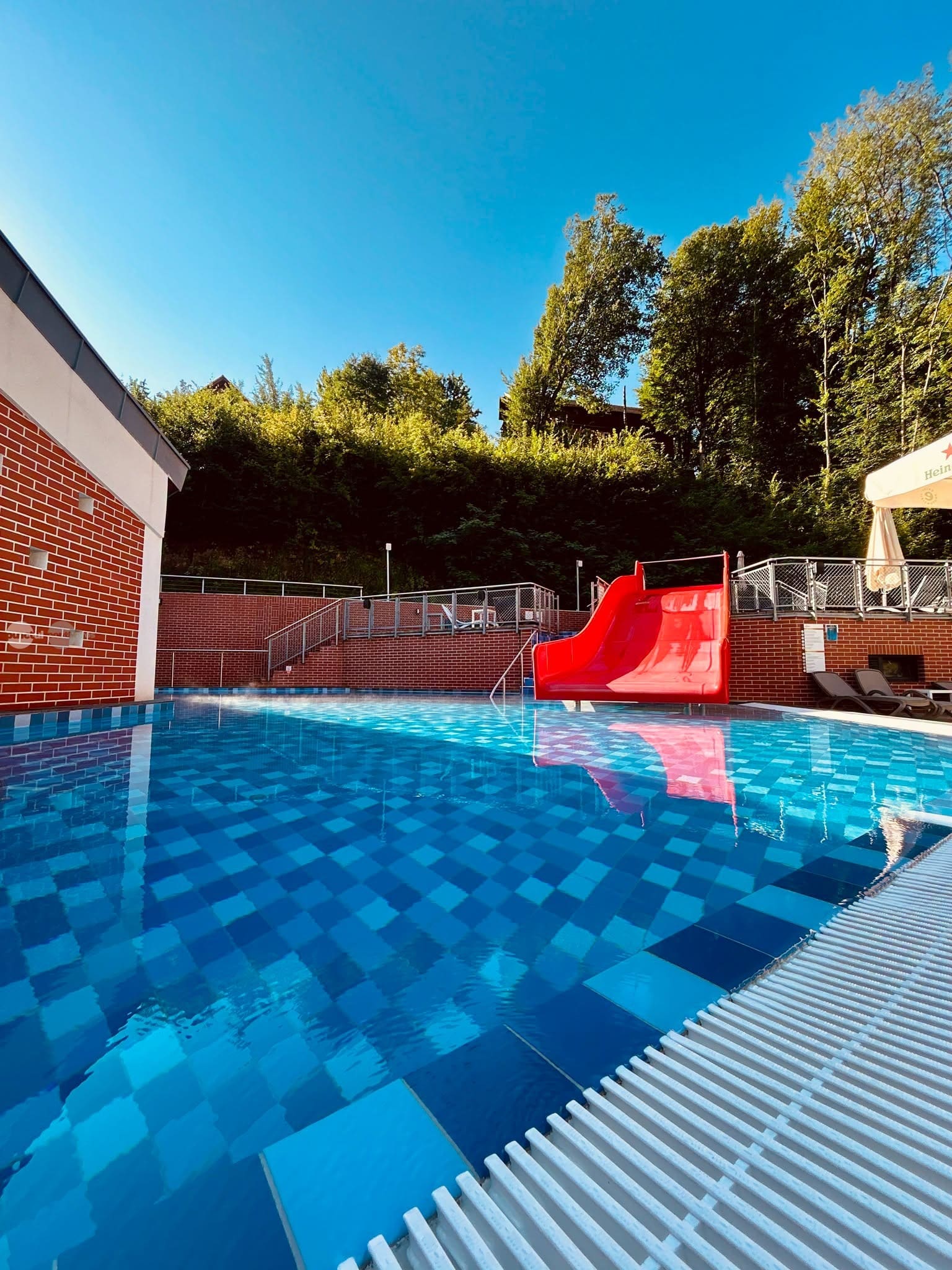 balaceala,-distractie-si-momente-de-neuitat-la-hotel-crystal-sovata
