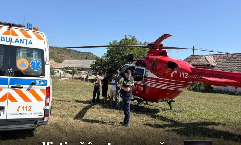 barbat-de-44-de-ani-din-bistrita,-ranit-grav-dupa-o-cazatura-de-la-inaltime-in-localitatea-reteag.-a-fost-preluat-de-elicopterul-smurd