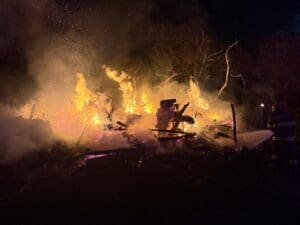 mures:-femeie-ranita-in-incendiu