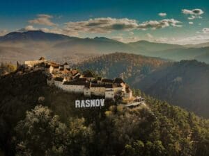 la-rasnov-a-fost-achizitionata-inca-o-cisterna-destinata-transportului-si-distribuirii-apei-potabile