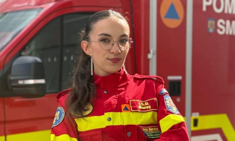 o-tanara-voluntara-isu-mures,-interventie-salvatoare-la-un-meci-de-minifotbal