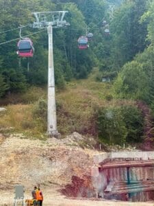 primul-tronson-al-telegondolei-care-leaga-statiunea-de-cota-1400-a-fost-oprit-din-motive-de-siguranta-la-sinaia