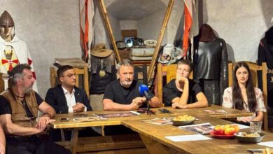 teatrul-scena-sarbatoreste-25-de-ani-prin-‘requiemozart’,-o-megaproductie-cu-70-de-oameni-pe-scena