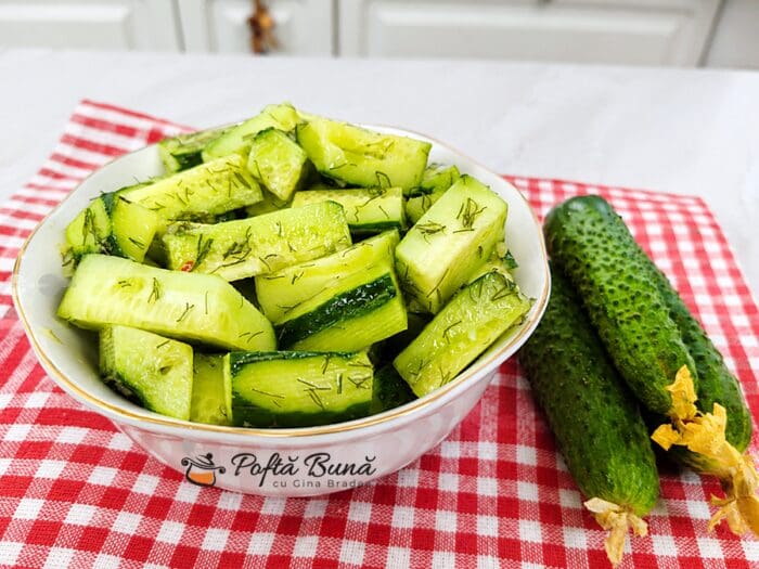 salata-racoritoare-de-castraveti-cu-usturoi-si-marar