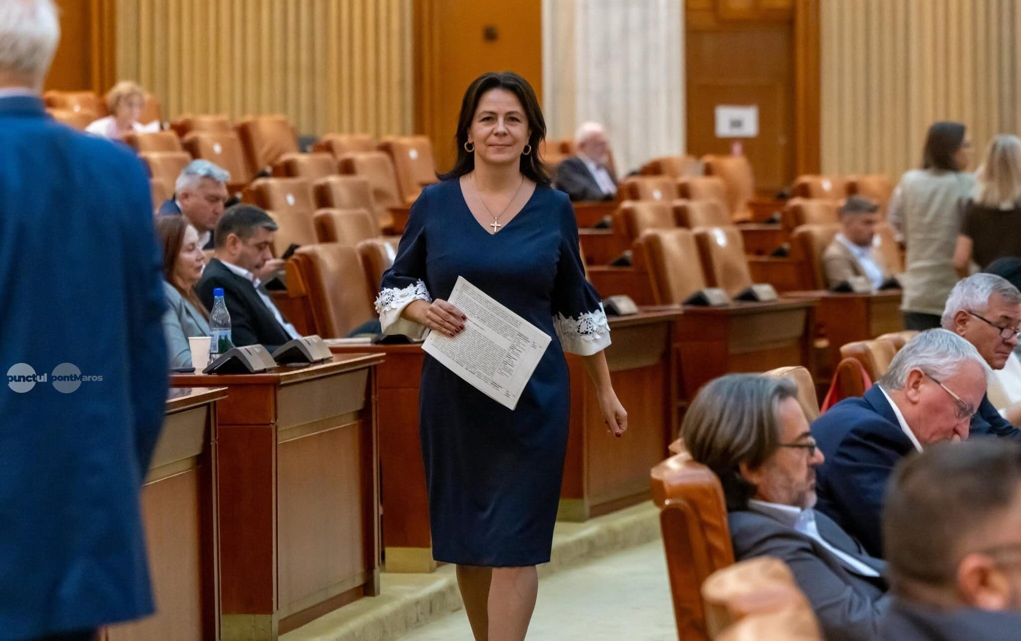 dumitrita-gliga:-dupa-toate-blocajele,-azi-am-revotat-legea-care-dubleaza-cota-de-preventie-la-ursi-si-simplifica-regulile-de-interventie