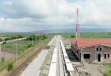 (video)-lucrarile-pe-calea-ferata-brasov–sighisoara-continua.-trenurile-vor-putea-circula-cu-pana-la-160-km/h