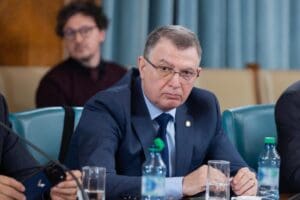 sindicatele-din-educatie-cer-parlamentarilor-sa-voteze-impotriva-noului-proiect-al-legii-salarizarii