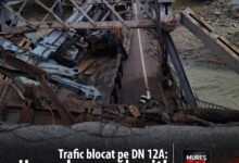 trafic-blocat-pe-dn-12a:-podul-de-fier-din-localitatea-ciobanus-a-cedat-dupa-traversarea-unui-utilaj-de-mare-tonaj!