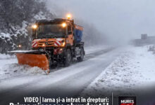 video-|-iarna-si-a-intrat-in-drepturi-pe-transfagarasan:-prima-ninsoare-abundenta-a-mobilizat-utilajele-de-la-drdp-brasov!