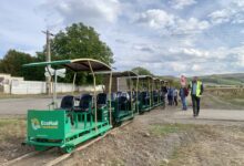 primul-traseu-„velorail”-din-romania,-pregatit-in-mures.-ciclodrezinele-au-ajuns-la-sanmartinu-de-campie