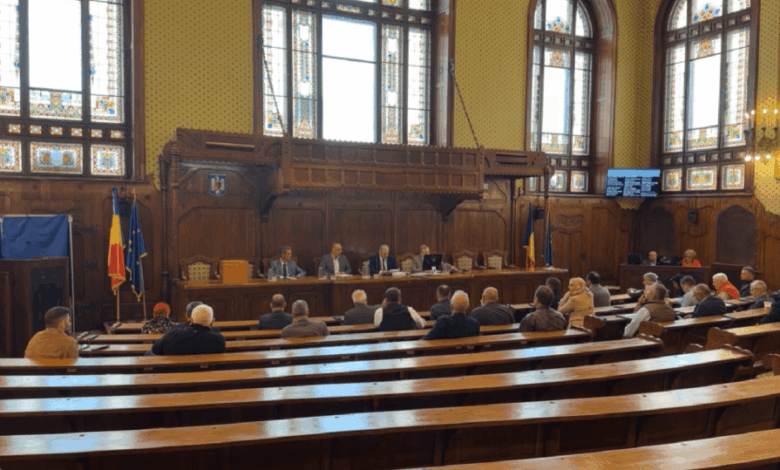 consiliul-judetean-mures-a-suplimentat-fondurile-pentru-mai-multe-institutii.-un-nou-centru-pentru-victimele-violentei-domestice-si-deschiderea-casei-memoriale-„gheorghe-sincai”