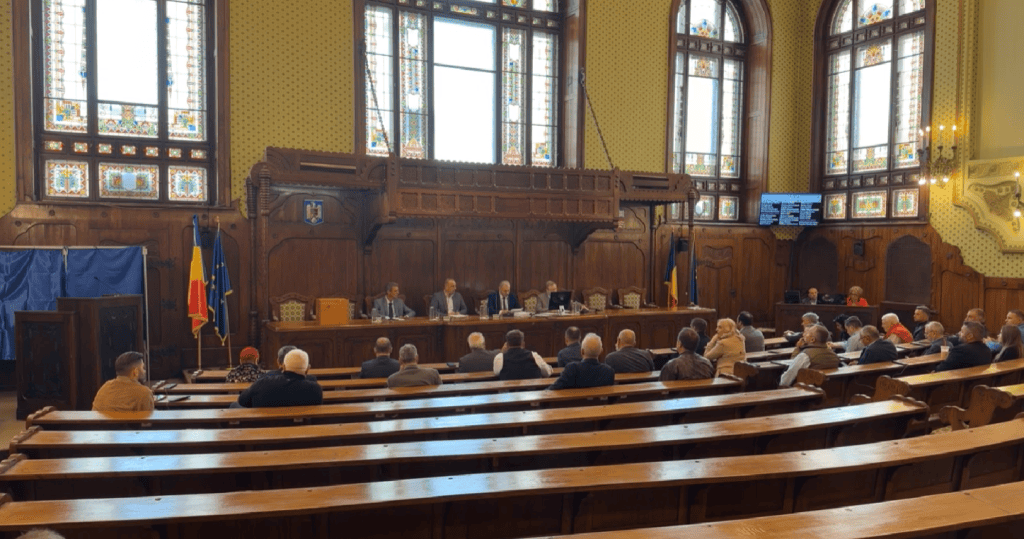 consiliul-judetean-mures-a-suplimentat-fondurile-pentru-mai-multe-institutii.-un-nou-centru-pentru-victimele-violentei-domestice-si-deschiderea-casei-memoriale-„gheorghe-sincai”