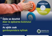la-targu-mures,-usile-autobuzelor-articulate-se-deschid-doar-la-apasarea-butonului