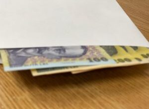brasov:-barbat-cercetat-penal-pentru-comercializarea-de-bijuterii-de-contrabanda-de-aproape-un-milion-de-euro-si-dare-de-mita