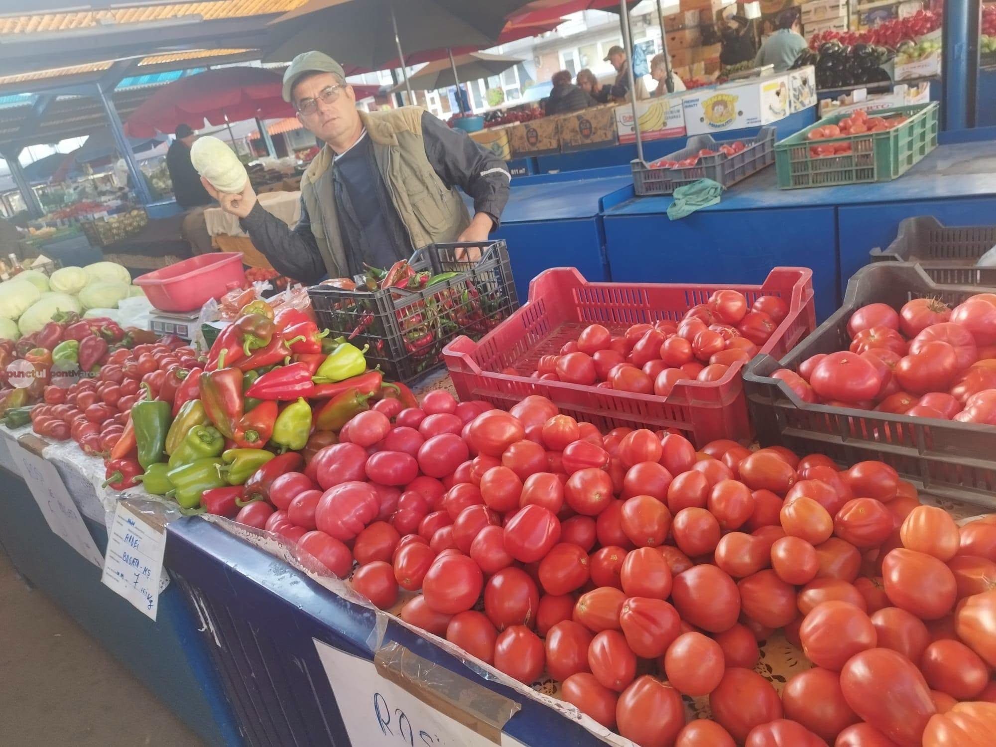 gustul-toamnei-in-piata-1848-din-targu-mures.-legume,-fructe-si-flori-direct-de-la-producatorii-locali