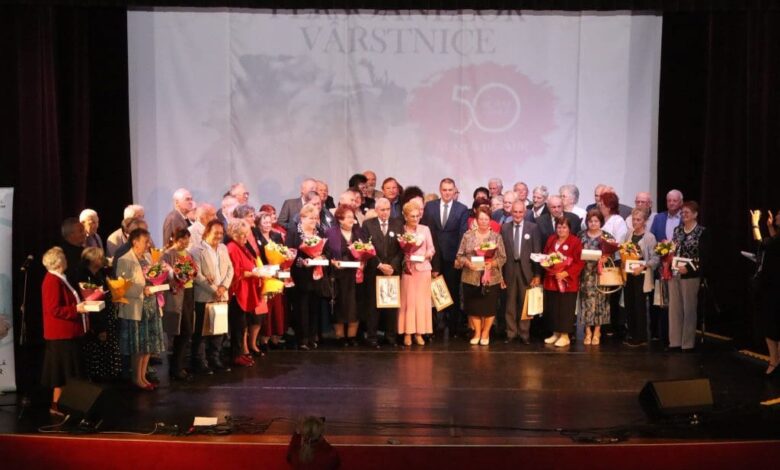 video:-”nunta-de-aur”,-respect-adus-seniorilor-reghinului