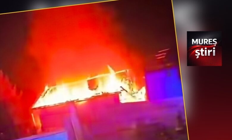 video:-incendiu-violent-la-o-casa-de-locuit-din-localitatea-glodeni,-judetul-mures!