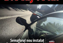atentie,-soferi-din-targu-mures!-semaforul-nou-instalat-pe-strada-papiu-a-dat-traficul-peste-cap:-15-minute-de-la-liceu-pana-in-coama-dealului!