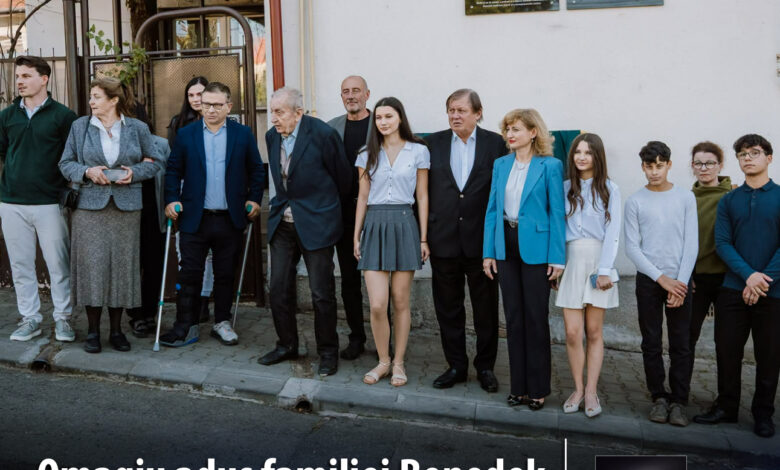 omagiu-adus-unei-familii-remarcabile:-placa-comemorativa-dezvelita-la-targu-mures-in-cinstea-familiei-benedek!