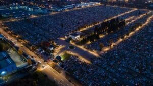 primarul-brasovului-vrea-finalizarea-lucrarilor-de-modernizare-a-cimitirului-municipal-pana-la-luminatie-si-mosii-de-toamna