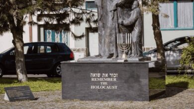 primaria-targu-mures,-omagiu-adus-comunitatilor-evreiesti-si-rome-de-ziua-nationala-de-comemorare-a-holocaustului