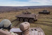 exercitii-militare-cu-tehnica-blindata-si-desant-aerian-in-poligonul-‘pais’-de-la-sfantu-gheorghe