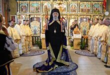 foto:-biserica-din-sarmasu,-resfintita-dupa-ample-lucrari-de-renovare
