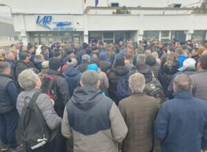 protest-la-fabrica-de-elicoptere-iar-ghimbav
