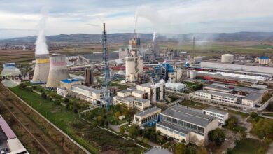 azomures-se-retrage-de-pe-trei-piete-energetice-in-doar-trei-luni.-romgaz-pregateste-repornirea-combinatului-de-la-targu-mures