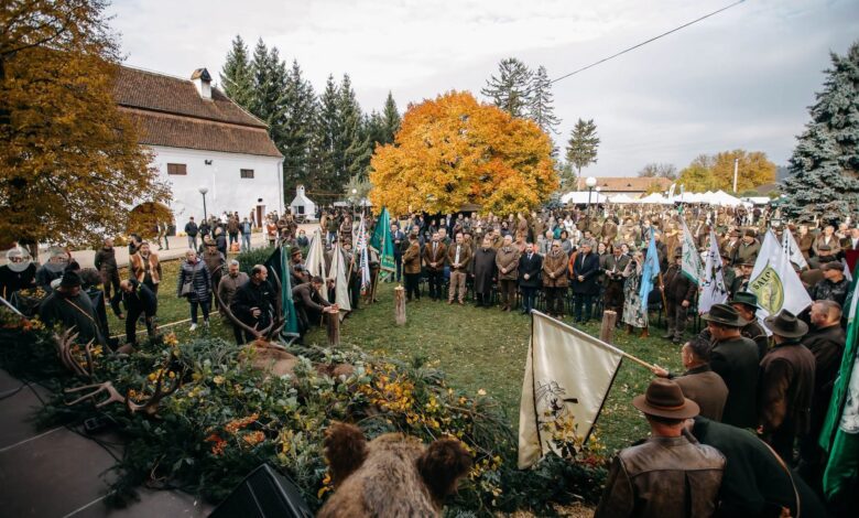 zilele-vanatorii-din-tinutul-secuiesc,-la-castelul-ugron-din-filias.-gastronomie,-traditii-si-dezbateri-despre-fauna-salbatica