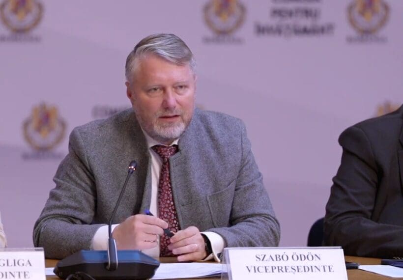 elevii-care-studiaza-in-limba-maghiara,-rezultate-peste-media-nationala-la-testele-pisa,-potrivit-unui-deputat-udmr